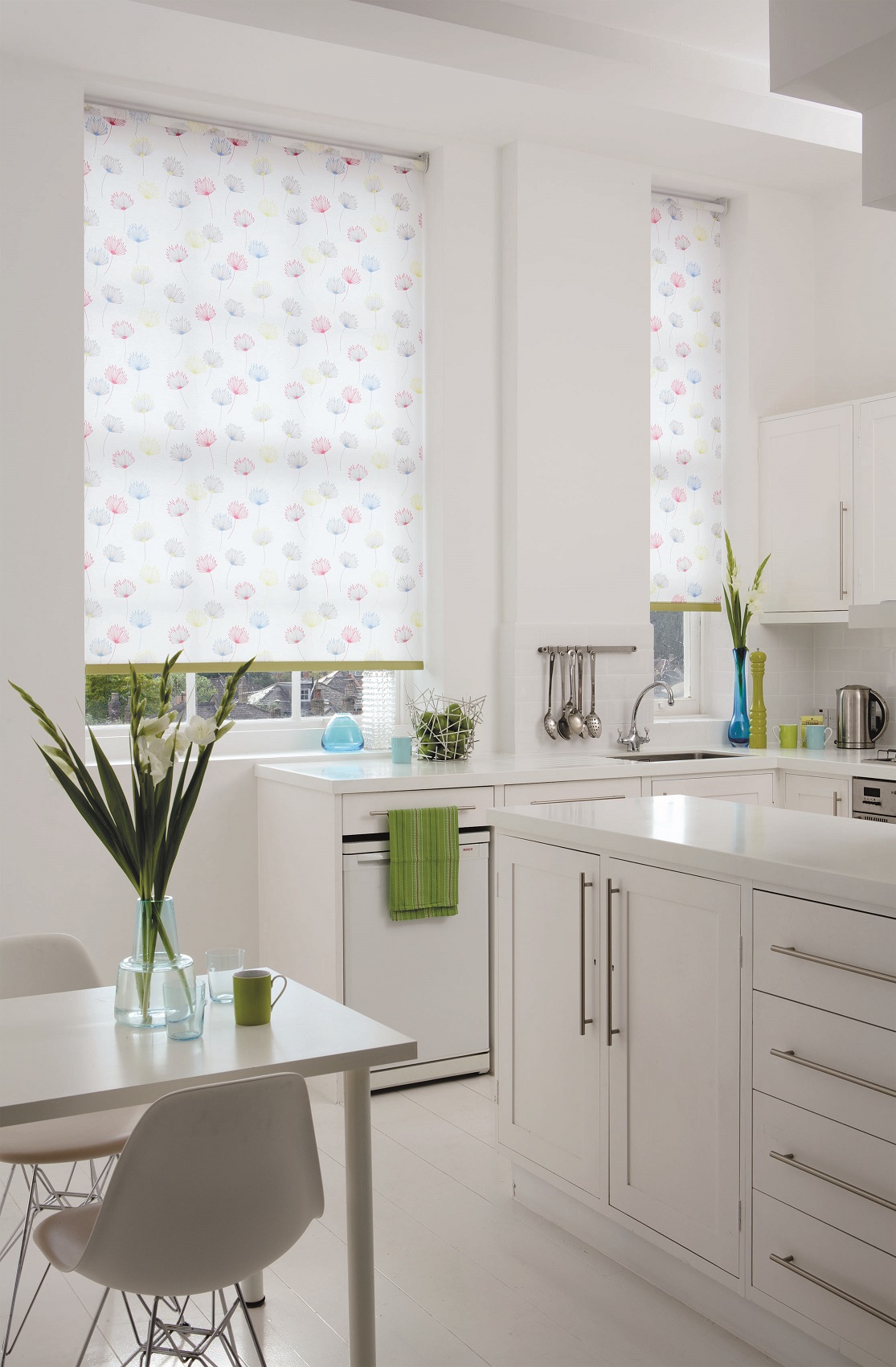 What Are The Best Blinds For A Small Room
